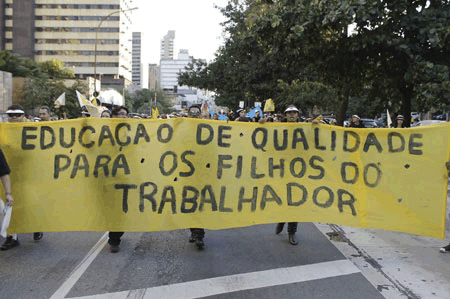 http://www.anovademocracia.com.br/131/10c.jpg