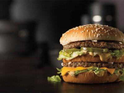 Brasileiro trabalha 4 vezes mais que americano para comprar um Big Mac